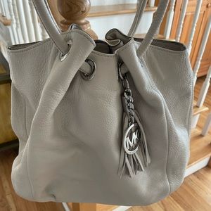 Michael Kors bucket bag- cream